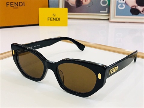 Fendi sunglass-564